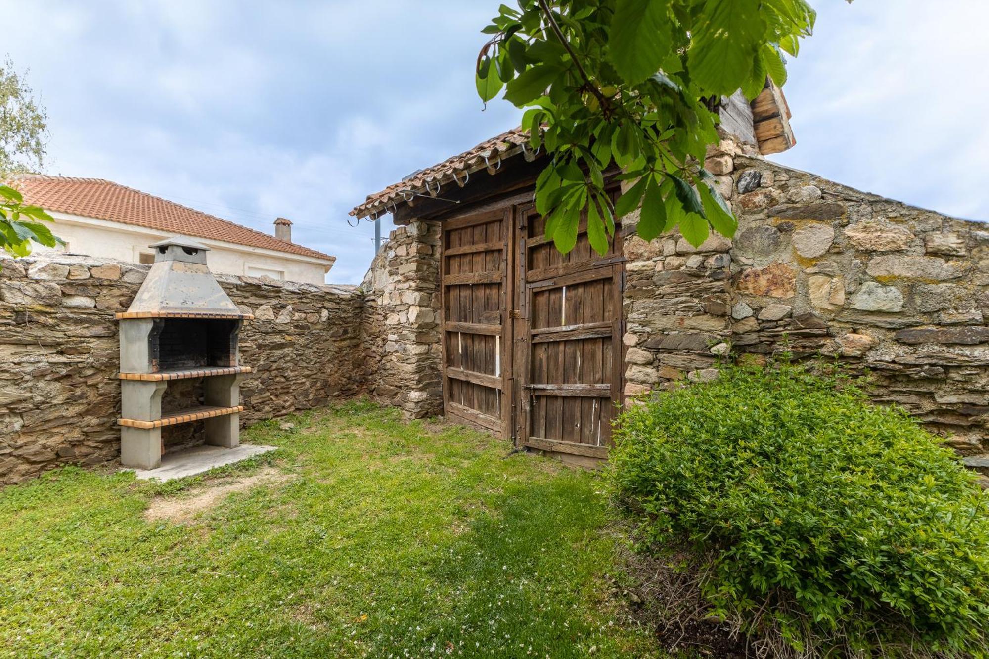 La Casona Y Casitas De Tabladillo Villa Santa Maria la Real de Nieva Eksteriør bilde